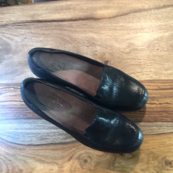 Back at the office - Picture 2 of 2